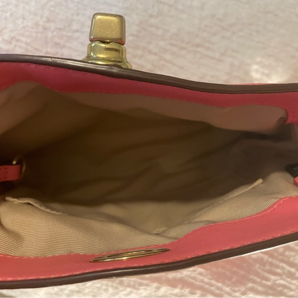 Salmon coach wristlet - Picture 3 of 4